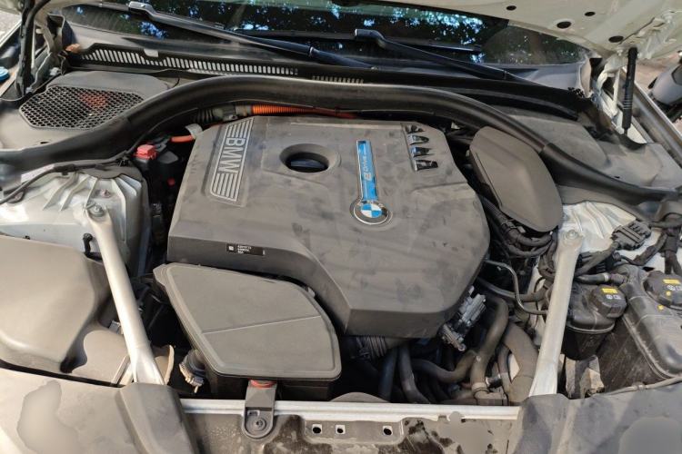 Used BMW 5 Series New Energy 2019 Updated Version 530Le Luxury Package Engine Bay