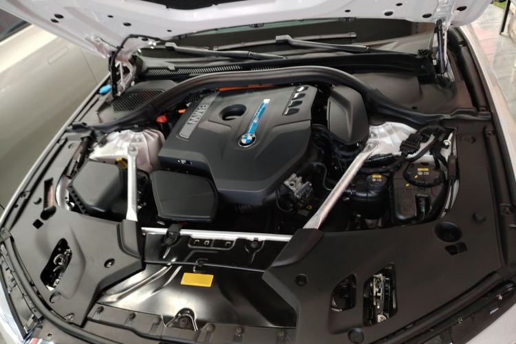 Used BMW 5 Series New Energy 2019 Updated Version 530Le Luxury Package Engine Bay