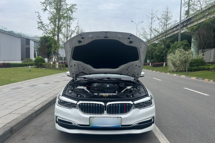 Used BMW 5 Series New Energy 2019 Updated Version 530Le Luxury Package Engine Bay