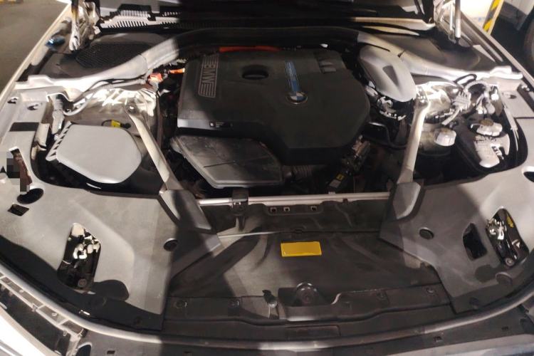 Used BMW 5 Series New Energy 2019 530Le Luxury Package Engine Bay