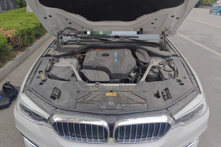 Used BMW 5 Series New Energy 2019 Updated Version 530Le Luxury Package Engine Bay