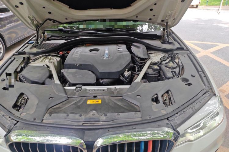 Used BMW 5 Series New Energy 2019 530Le Luxury Package Engine Bay Left