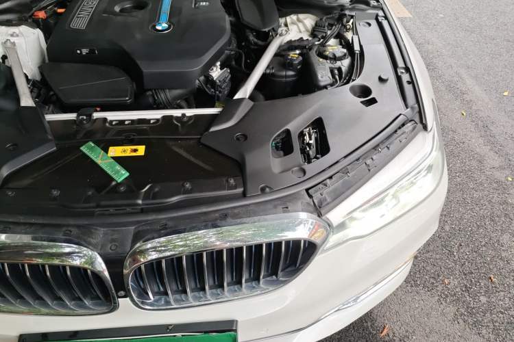 Used BMW 5 Series New Energy 2019 Updated Version 530Le Luxury Package Engine Bay Left