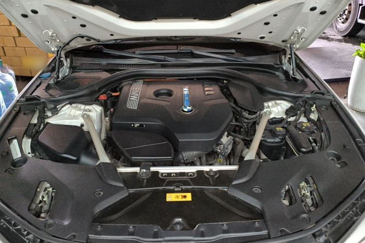 Used BMW 5 Series New Energy 2019 530Le Luxury Package Engine Bay
