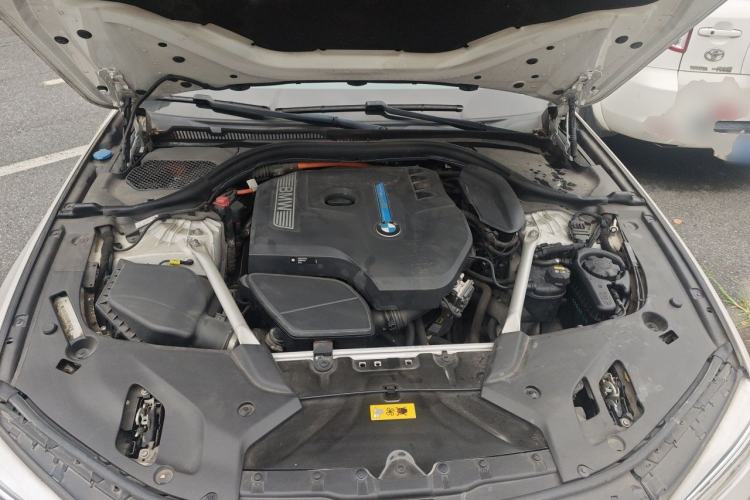 Used BMW 5 Series New Energy 2019 530Le Luxury Package Engine Bay