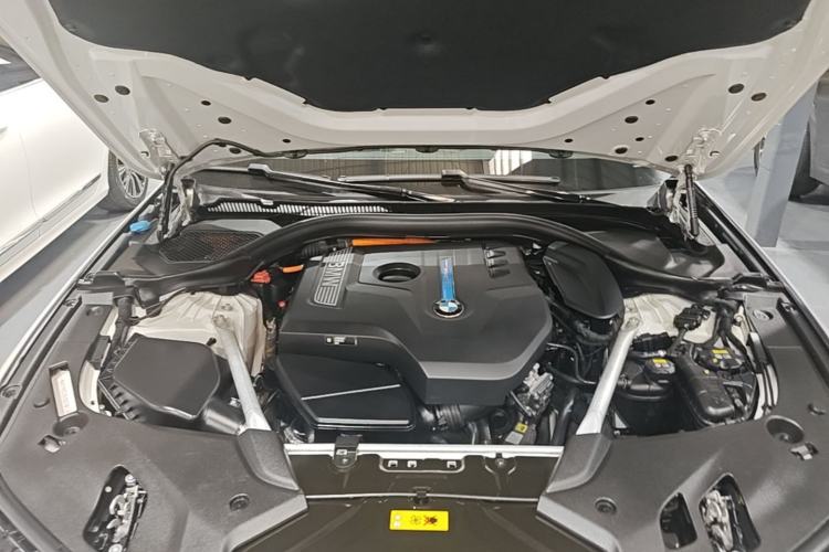 Used BMW 5 Series New Energy 2019 Updated Version 530Le Luxury Package Engine Bay