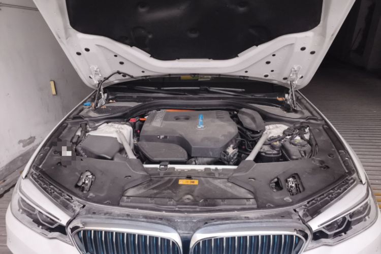 Used BMW 5 Series New Energy 2019 Updated Version 530Le Luxury Package Engine Bay