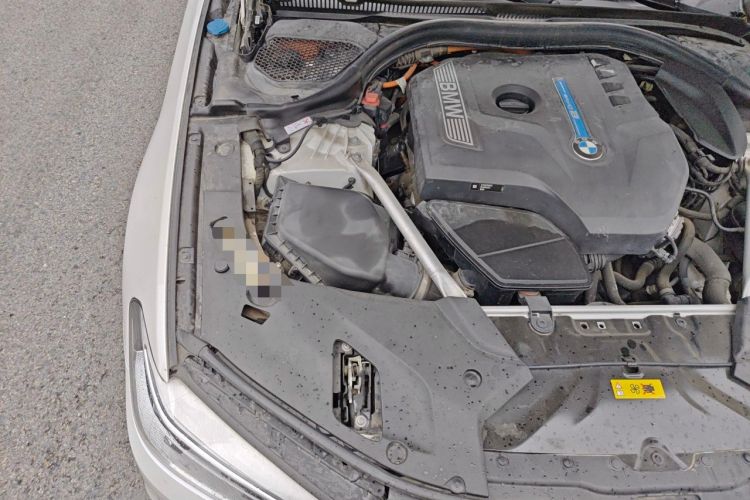 Used BMW 5 Series New Energy 2019 530Le Luxury Package Engine Bay Right