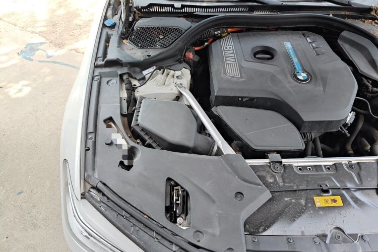 Used BMW 5 Series New Energy 2019 530Le Luxury Package Engine Bay Right