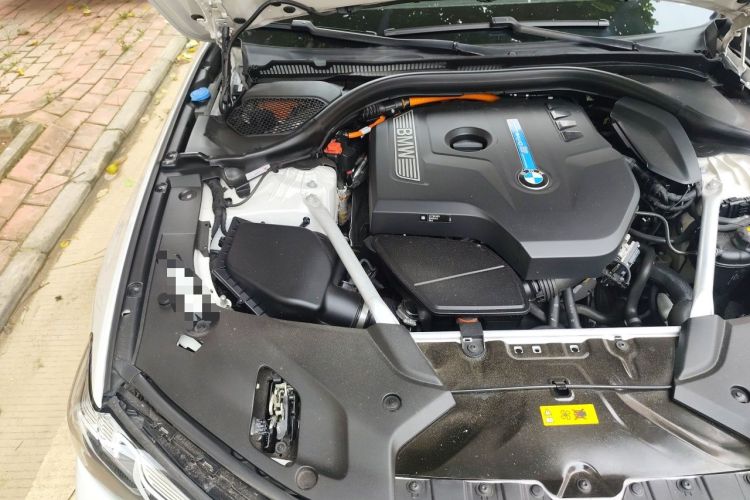 Used BMW 5 Series New Energy 2019 530Le Luxury Package Engine Bay Right