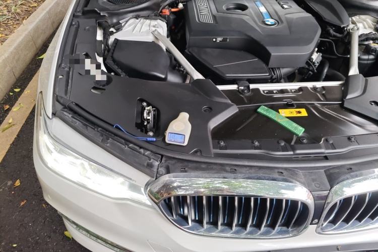 Used BMW 5 Series New Energy 2019 Updated Version 530Le Luxury Package Engine Bay Right