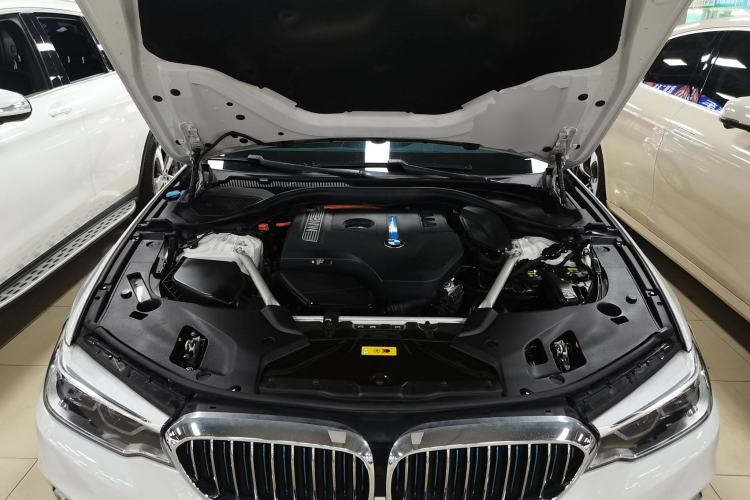 Used BMW 5 Series New Energy 2019 Updated Version 530Le Luxury Package Engine Bay