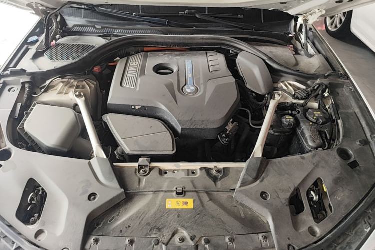 Used BMW 5 Series New Energy 2019 530Le Luxury Package Engine Bay