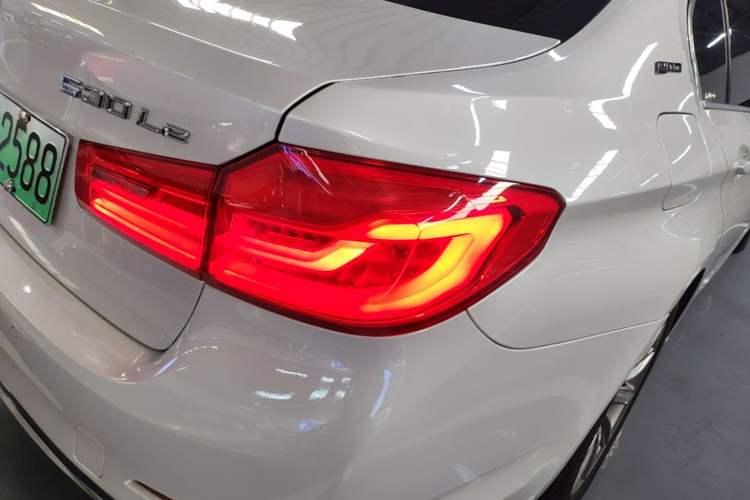 Used BMW 5 Series New Energy 2019 530Le Luxury Package Exterior 3