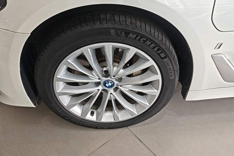 Used BMW 5 Series New Energy 2019 Updated Version 530Le Luxury Package Exterior 4