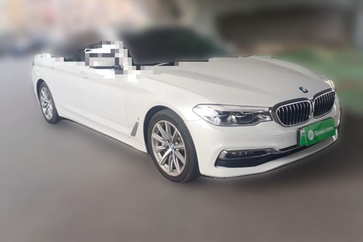 Used BMW 5 Series New Energy 2019 530Le Luxury Package Front Right 45 Deg