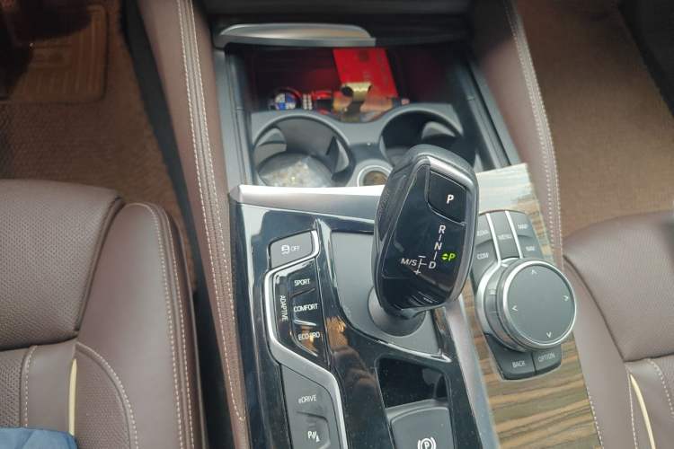 Used BMW 5 Series New Energy 2019 530Le Pioneer Edition Gear Lever