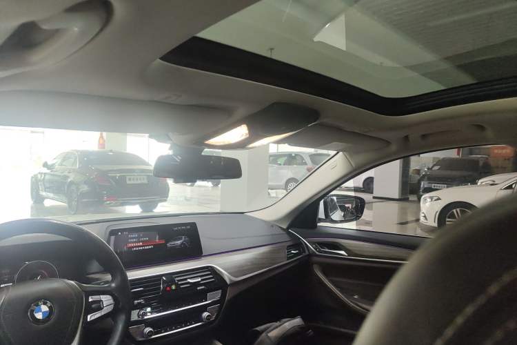 Used BMW 5 Series New Energy 2019 530Le Luxury Package Headliner