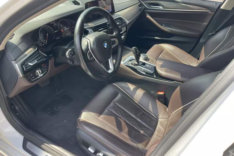 Used BMW 5 Series New Energy 2019 530Le Luxury Package Interior 3
