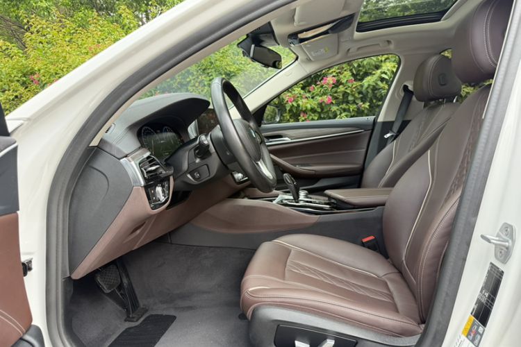 Used BMW 5 Series New Energy 2019 530Le Luxury Package Interior 7