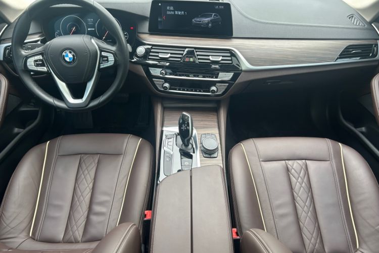 Used BMW 5 Series New Energy 2019 Updated Version 530Le Luxury Package Interior 9