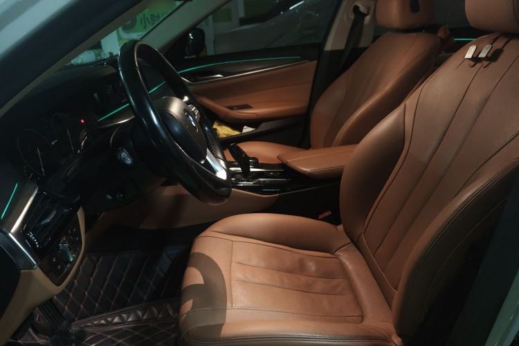 Used BMW 5 Series New Energy 2019 530Le Luxury Package Left Front Seat