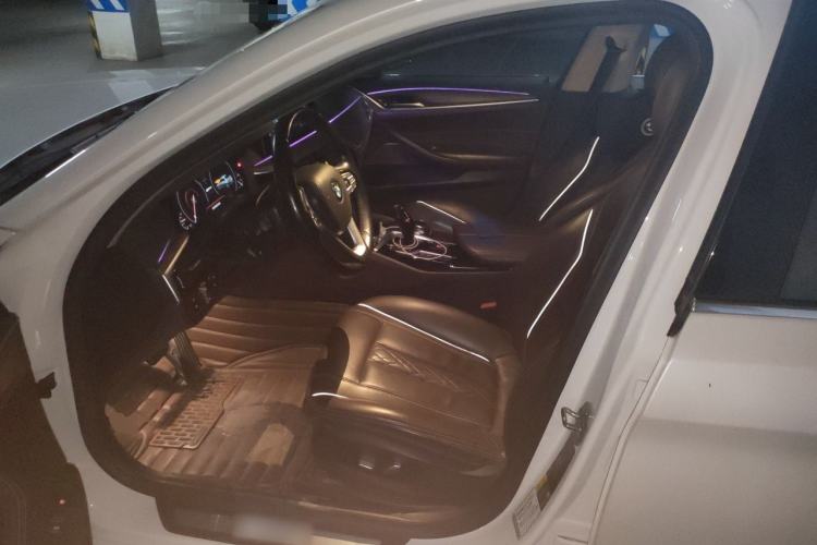 Used BMW 5 Series New Energy 2019 530Le Luxury Package Left Front Seat