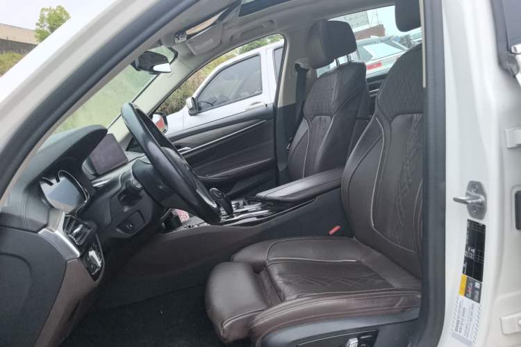 Used BMW 5 Series New Energy 2019 530Le Luxury Package Left Front Seat
