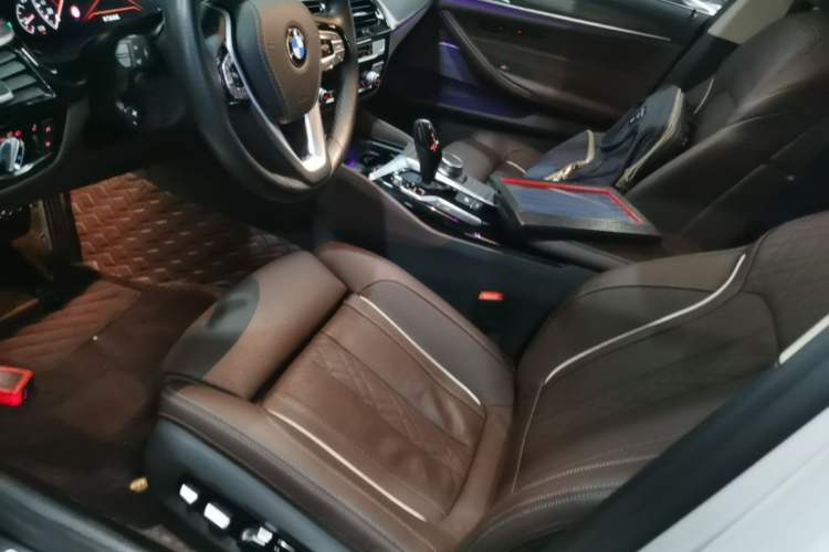Used BMW 5 Series New Energy 2019 Updated 530Le Pioneer Edition Left Front Seat