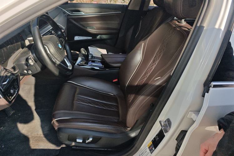 Used BMW 5 Series New Energy 2019 530Le Luxury Package Left Front Seat