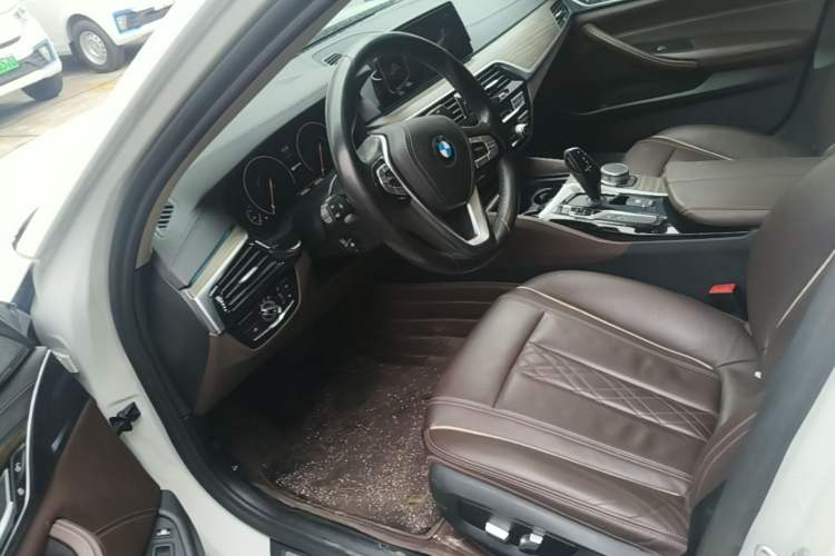 Used BMW 5 Series New Energy 2019 Updated Version 530Le Luxury Package Left Front Seat