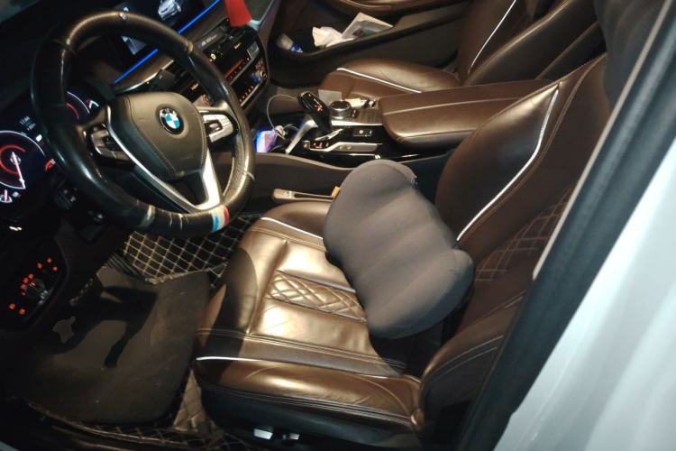 Used BMW 5 Series New Energy 2019 530Le Luxury Package Left Front Seat