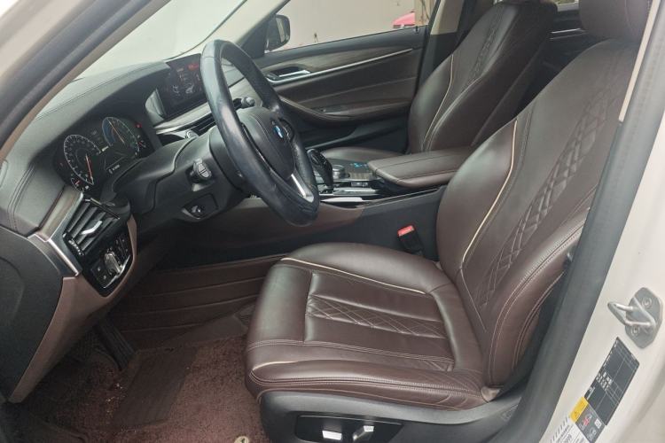 Used BMW 5 Series New Energy 2019 530Le Luxury Package Left Front Seat
