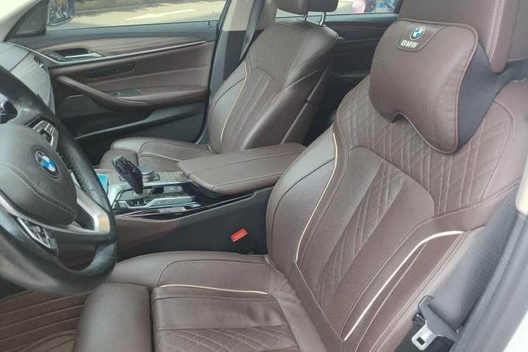 Used BMW 5 Series New Energy 2019 530Le Pioneer Edition Left Front Seat