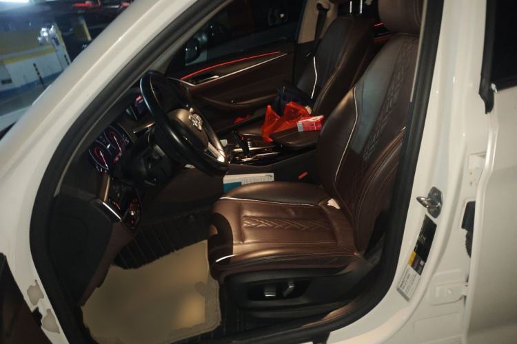Used BMW 5 Series New Energy 2019 Updated Version 530Le Luxury Package Left Front Seat