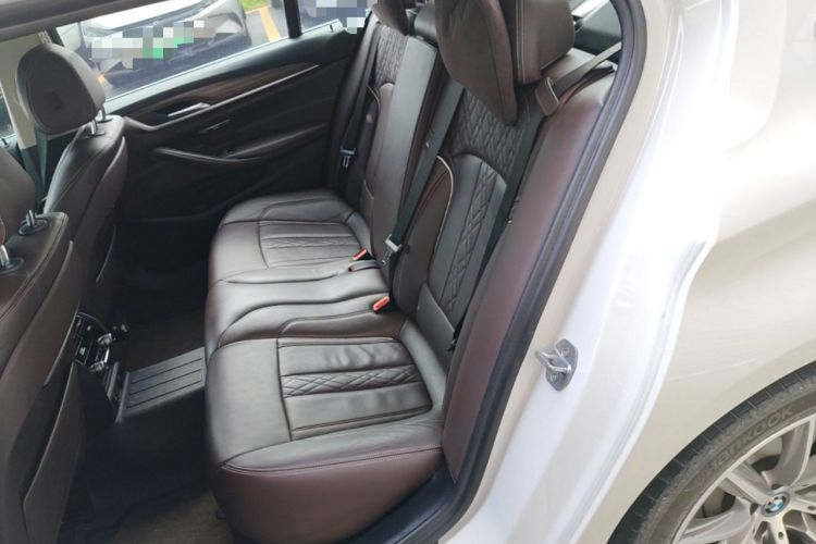 Used BMW 5 Series New Energy 2019 530Le Luxury Package Left Rear Seat