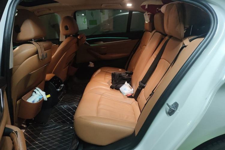 Used BMW 5 Series New Energy 2019 530Le Luxury Package Left Rear Seat