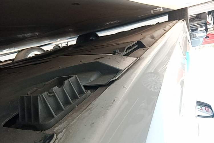 Used BMW 5 Series New Energy 2019 Updated Version 530Le Luxury Package Left Side Sill