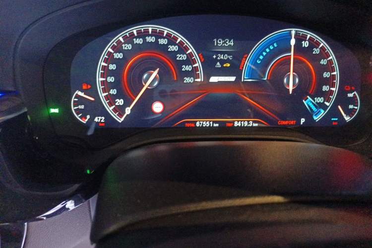 Used BMW 5 Series New Energy 2019 530Le Pioneer Edition Odometer Close Up