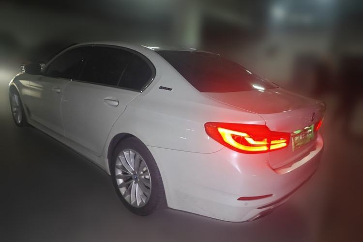 Used BMW 5 Series New Energy 2019 Updated Version 530Le Luxury Package Rear Left 45 Deg