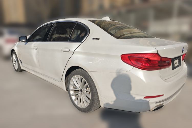 Used BMW 5 Series New Energy 2019 530Le Luxury Package Rear Left 45 Deg