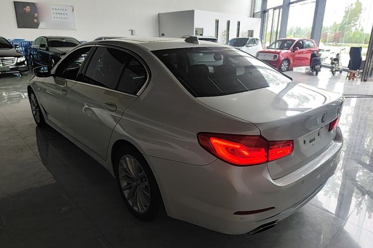 Used BMW 5 Series New Energy 2019 530Le Luxury Package Rear Left 45 Deg