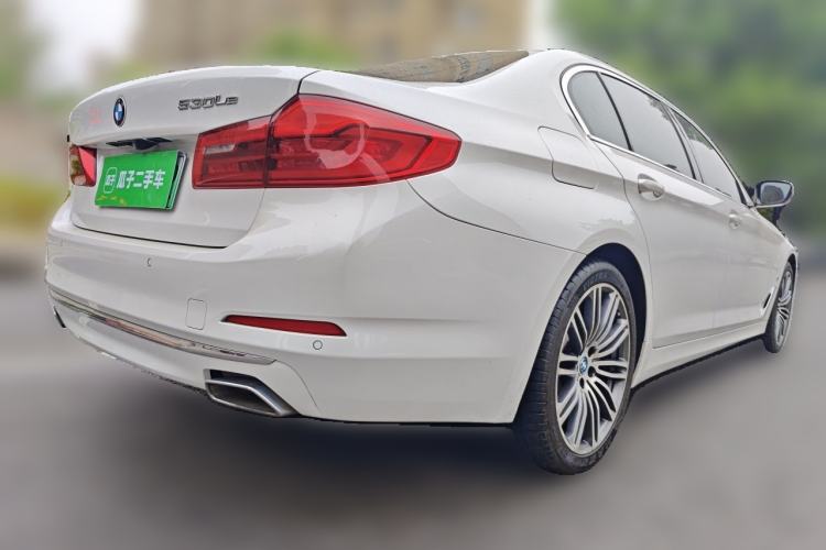 Used BMW 5 Series New Energy 2019 530Le Luxury Package Rear Right 45 Deg