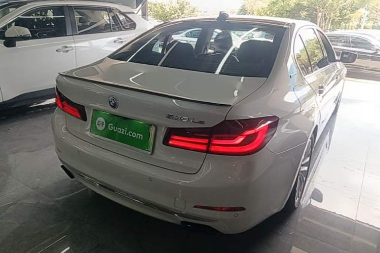 Used BMW 5 Series New Energy 2019 530Le Luxury Package Rear Right 45 Deg