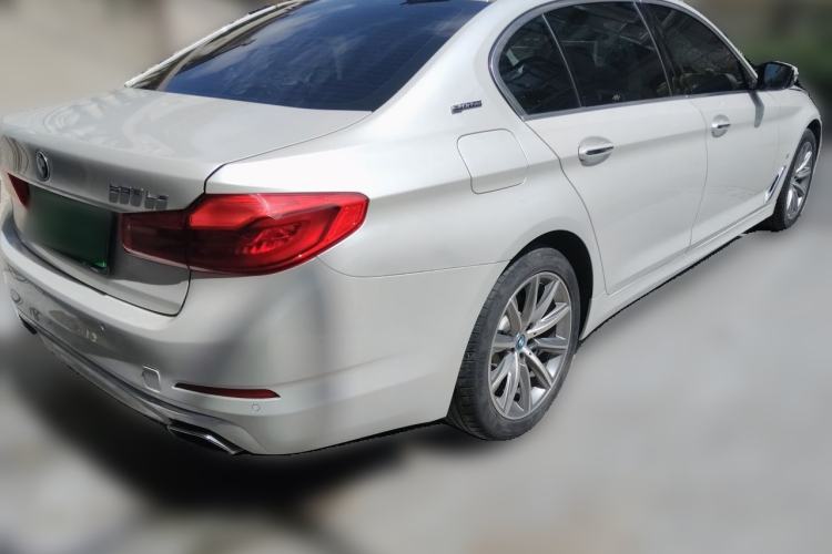 Used BMW 5 Series New Energy 2019 530Le Luxury Package Rear Right 45 Deg