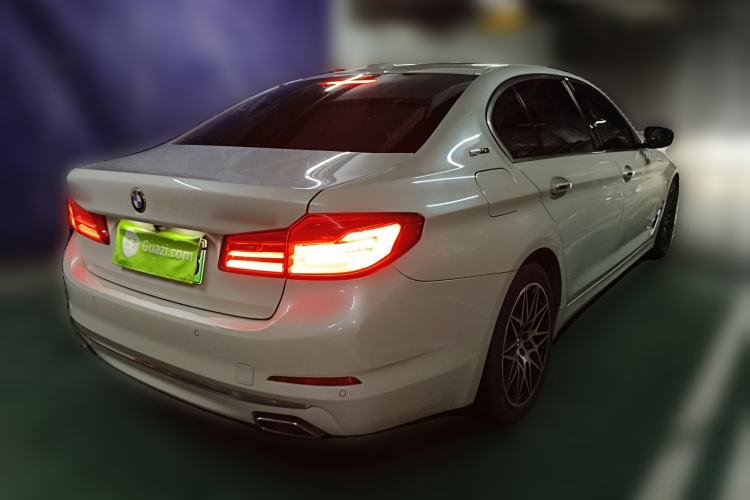 Used BMW 5 Series New Energy 2019 530Le Luxury Package Rear Right 45 Deg