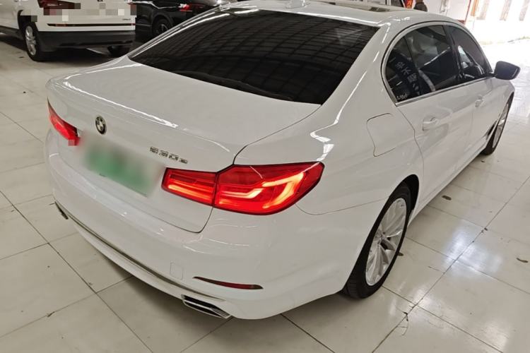 Used BMW 5 Series New Energy 2019 Updated Version 530Le Luxury Package Rear Right 45 Deg