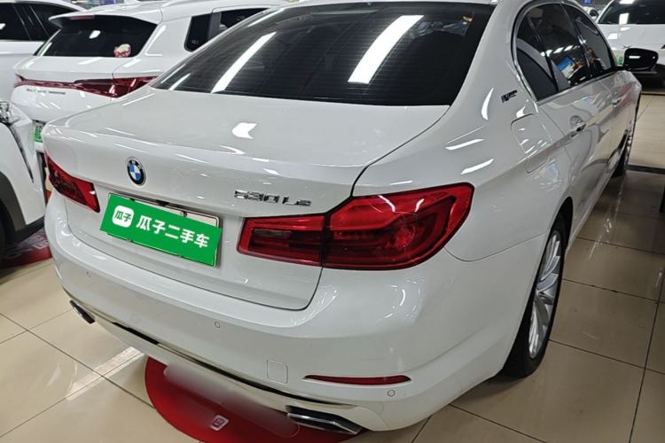 Used BMW 5 Series New Energy 2019 530Le Luxury Package Rear Right 45 Deg