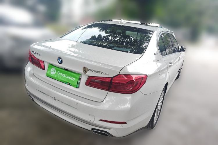Used BMW 5 Series New Energy 2019 Updated Version 530Le Luxury Package Rear Right 45 Deg