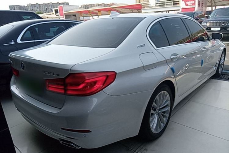 Used BMW 5 Series New Energy 2019 Updated Version 530Le Luxury Package Rear Right 45 Deg